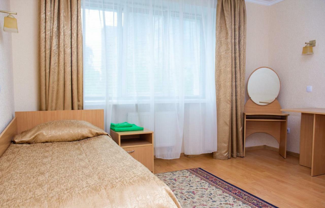 Energiya Hotel Brest Eksteriør billede